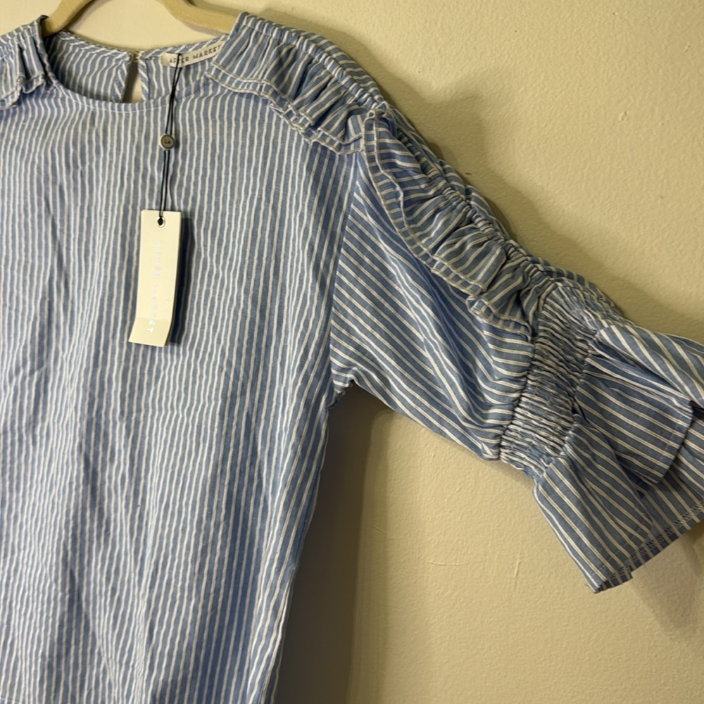 After Market Ruffle Top NWT - Picture 4 of 7